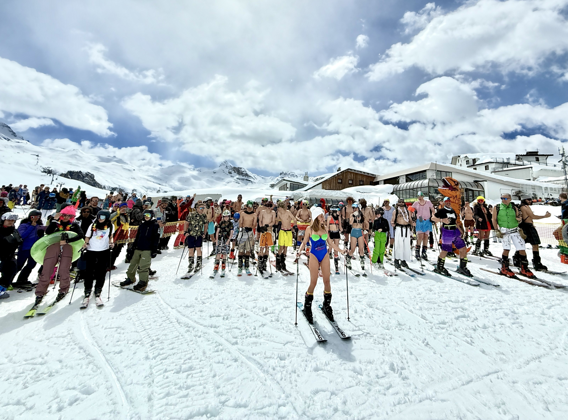 Cervino Springtime Swimwear Skiparade