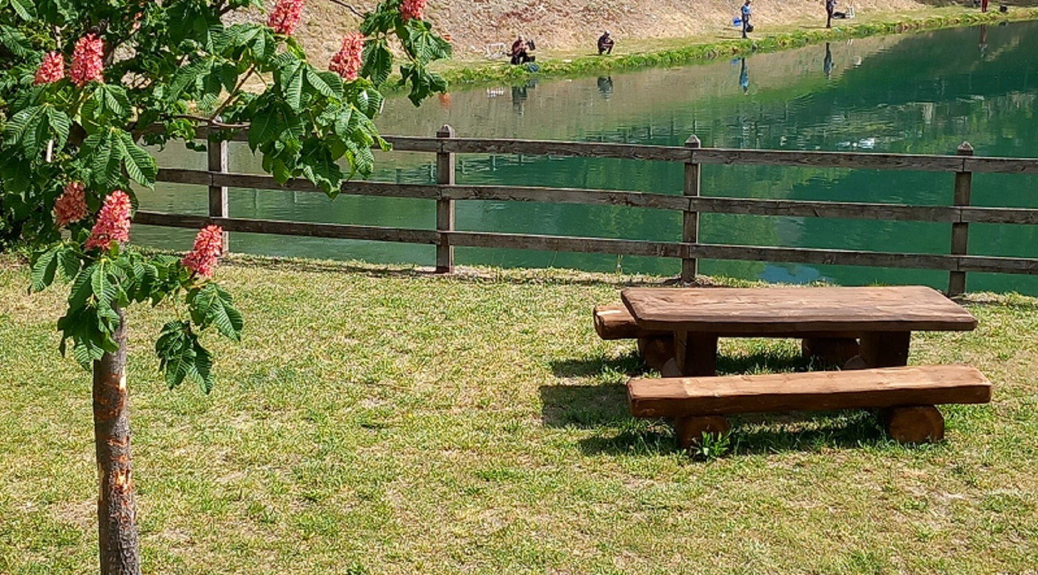 Area picnic Lago Bertina
